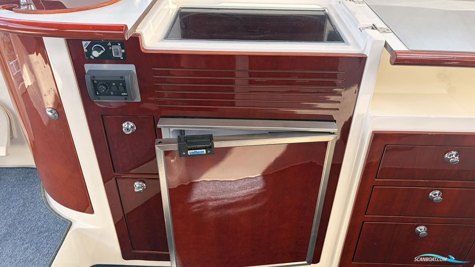 Aquador 28 HT