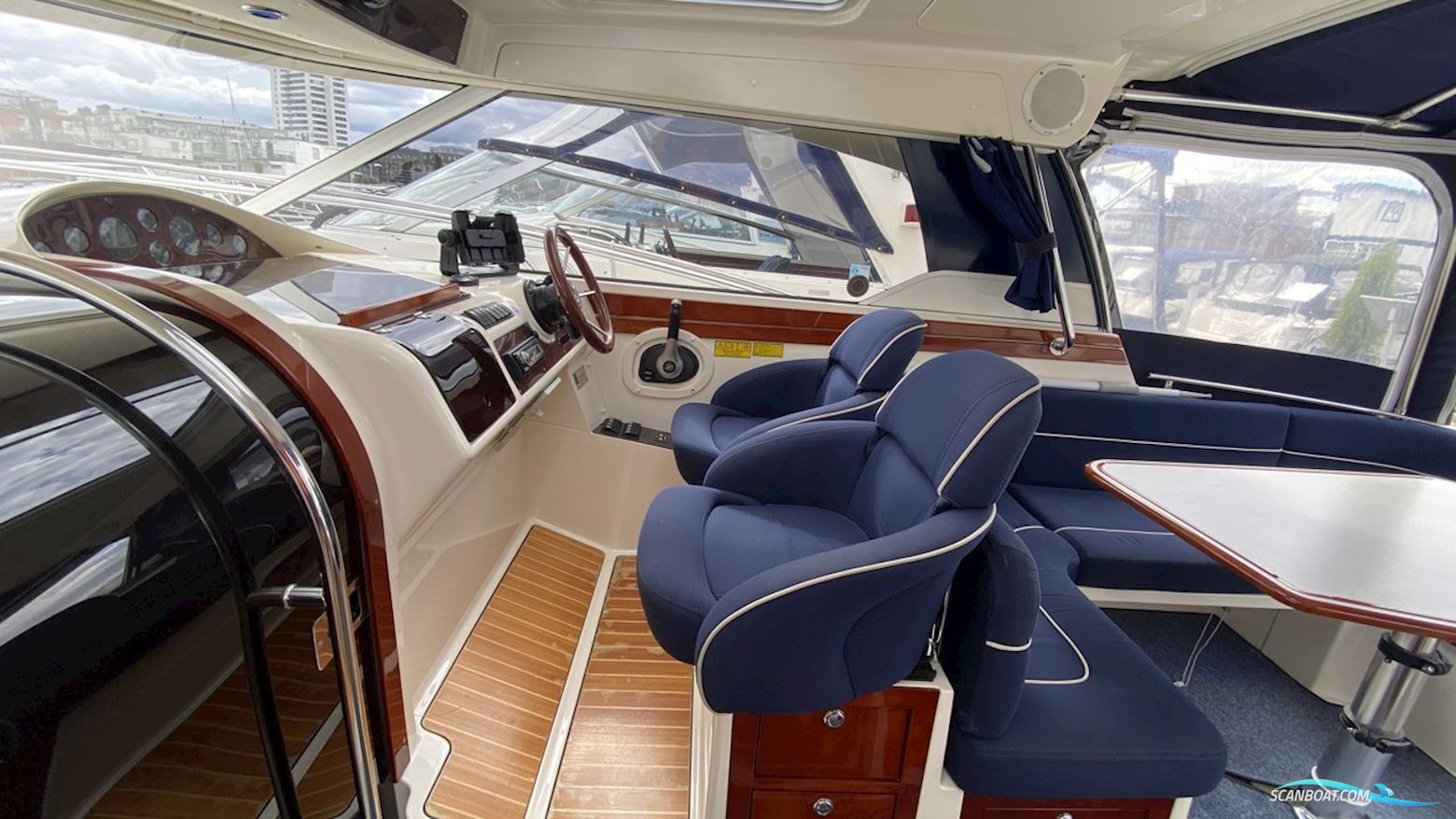 Aquador 28 HT