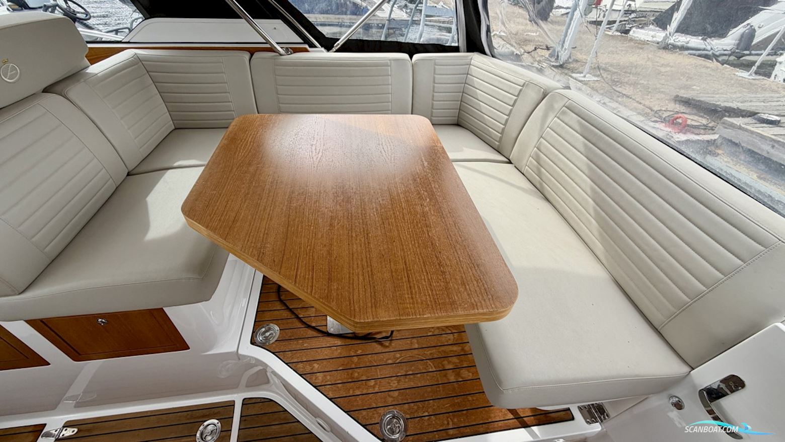 AQUADOR 28 HT