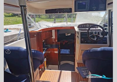 Aquador 28C Motorboat 2004, with Volvo Penta engine, Finland