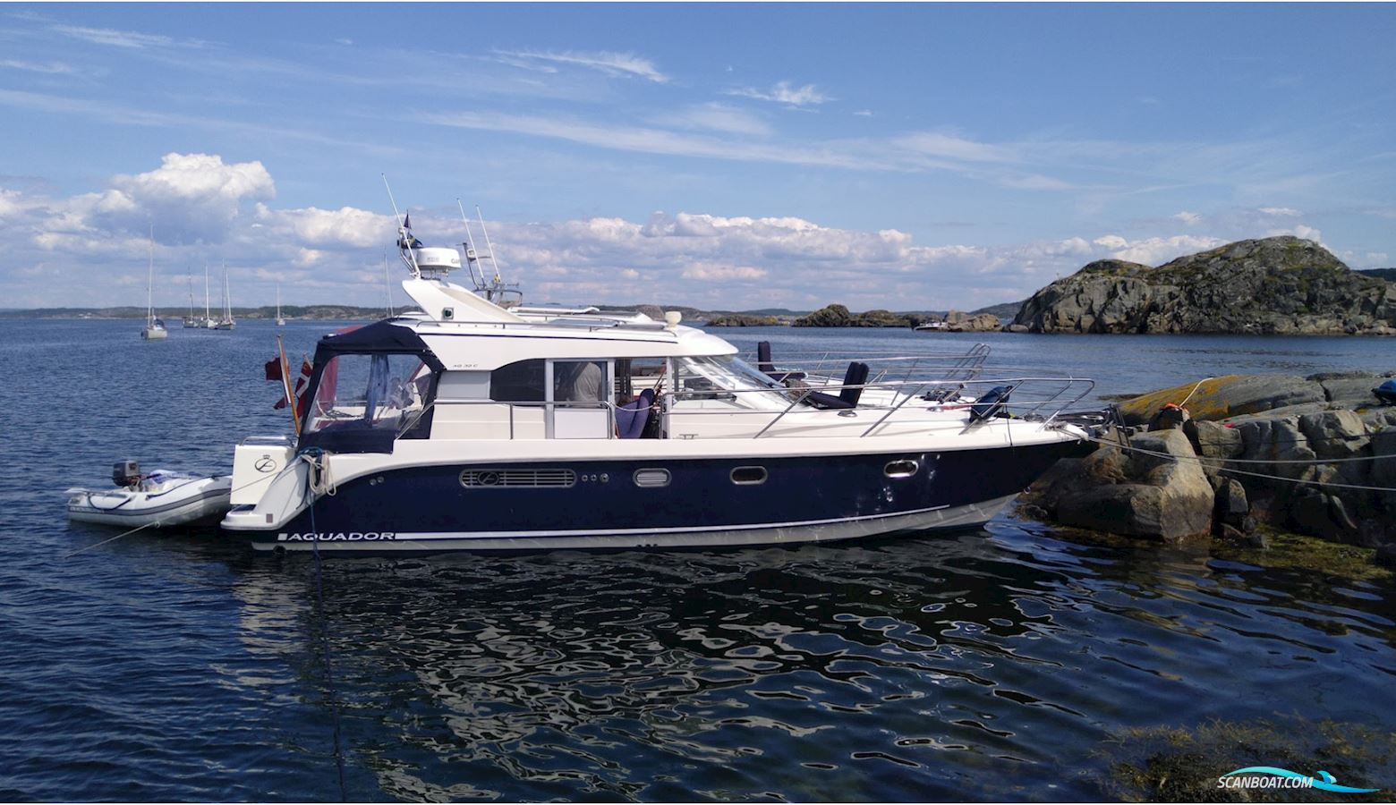 Aquador 32 C Motorboat 2004, with Yanmar 6Lya-Stp engine, Denmark