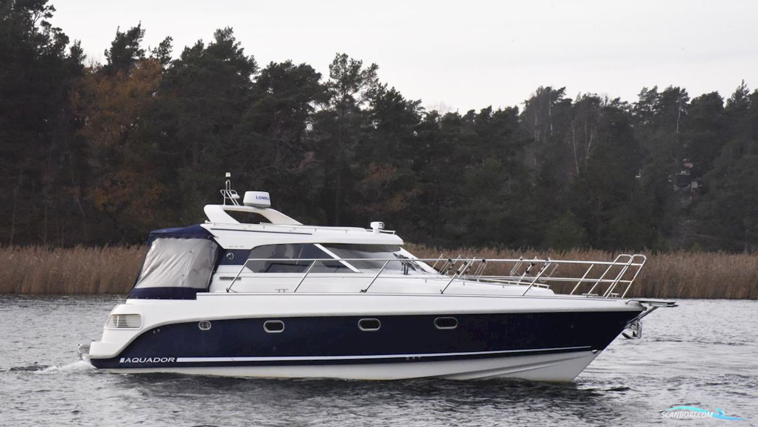 AQUADOR 33 HT Motorboat 2010, with Volvo Penta engine, Sweden