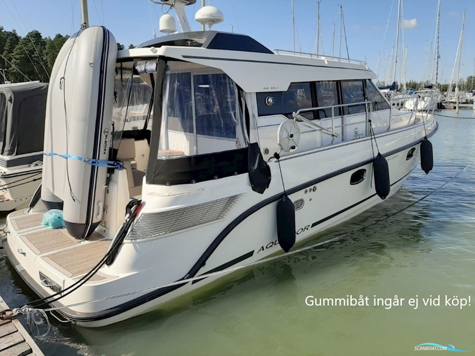 Aquador 35 C  2 x 260 Mercruiser 3.0 TDI