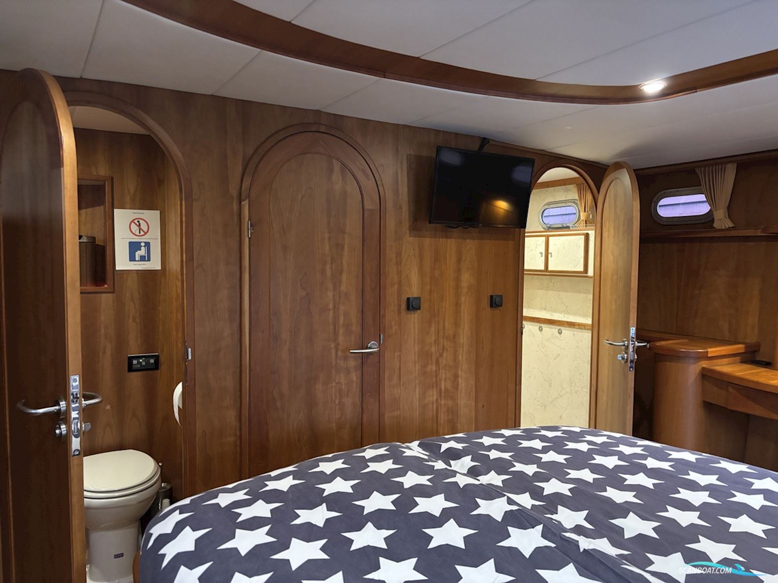 Aqualine 46 Pilothouse