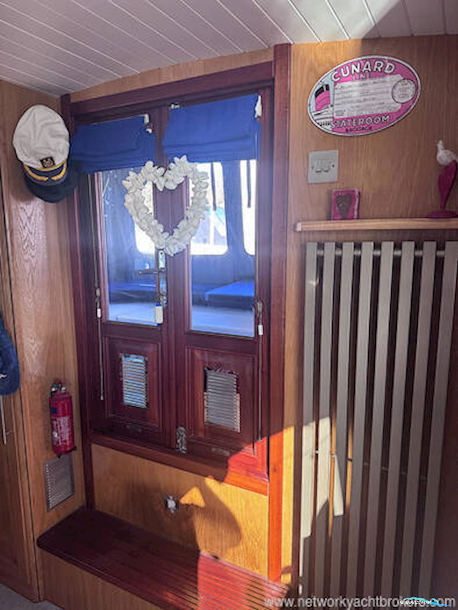 Aqualine Canterbury 70 Barge