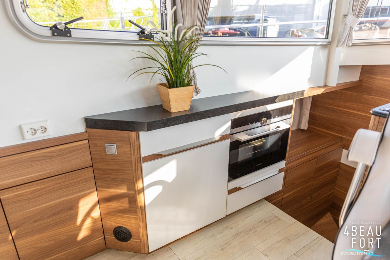 Aquanaut Andante 438 OC