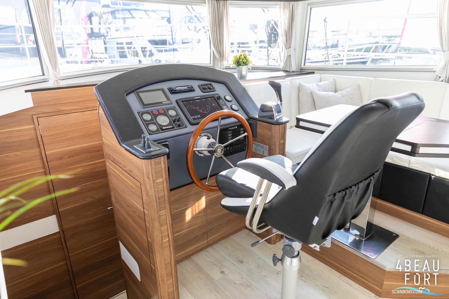 Aquanaut Andante 438 OC