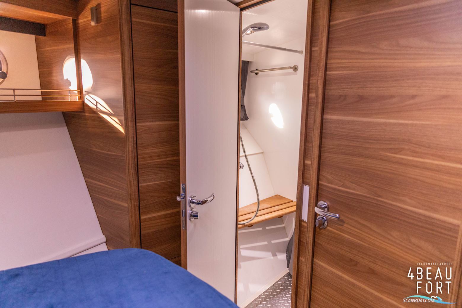 Aquanaut Andante 438 OC