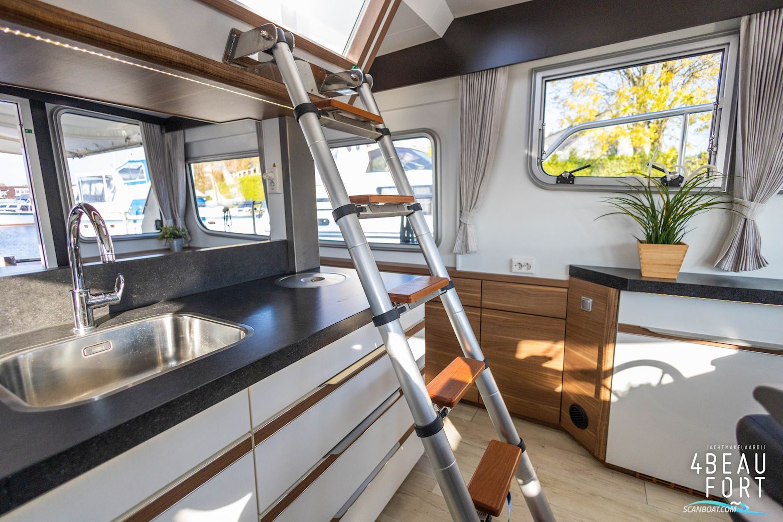 Aquanaut Andante 438 OC