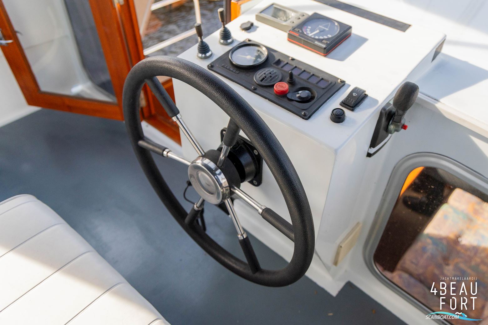 Aquanaut Beauty 1050 AK