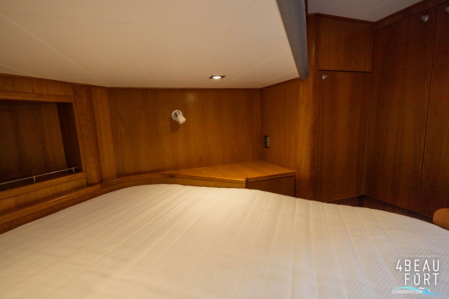 Aquanaut European Voyager 1300 II Admiraal Uitvoering