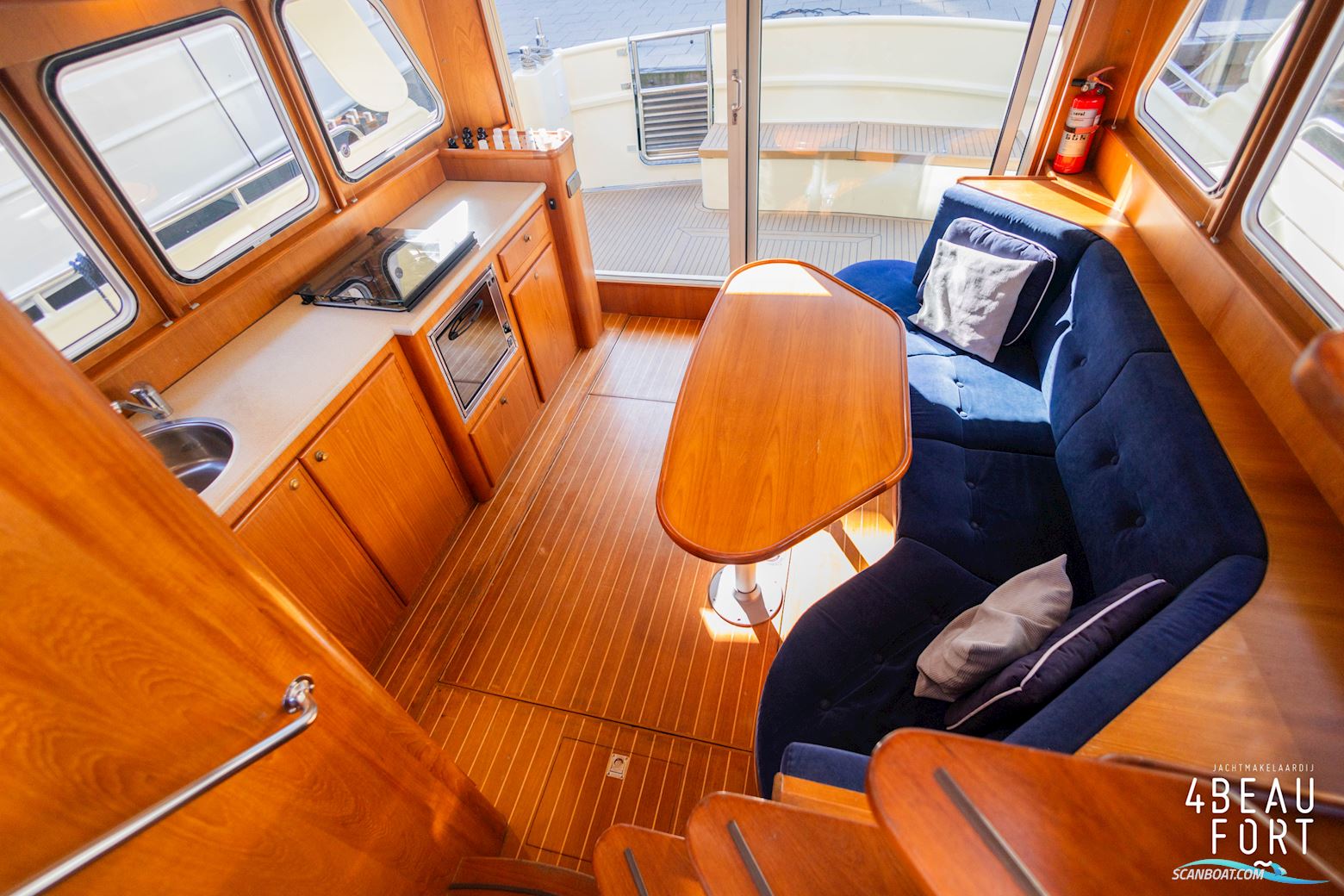 Aquanaut European Voyager 1300