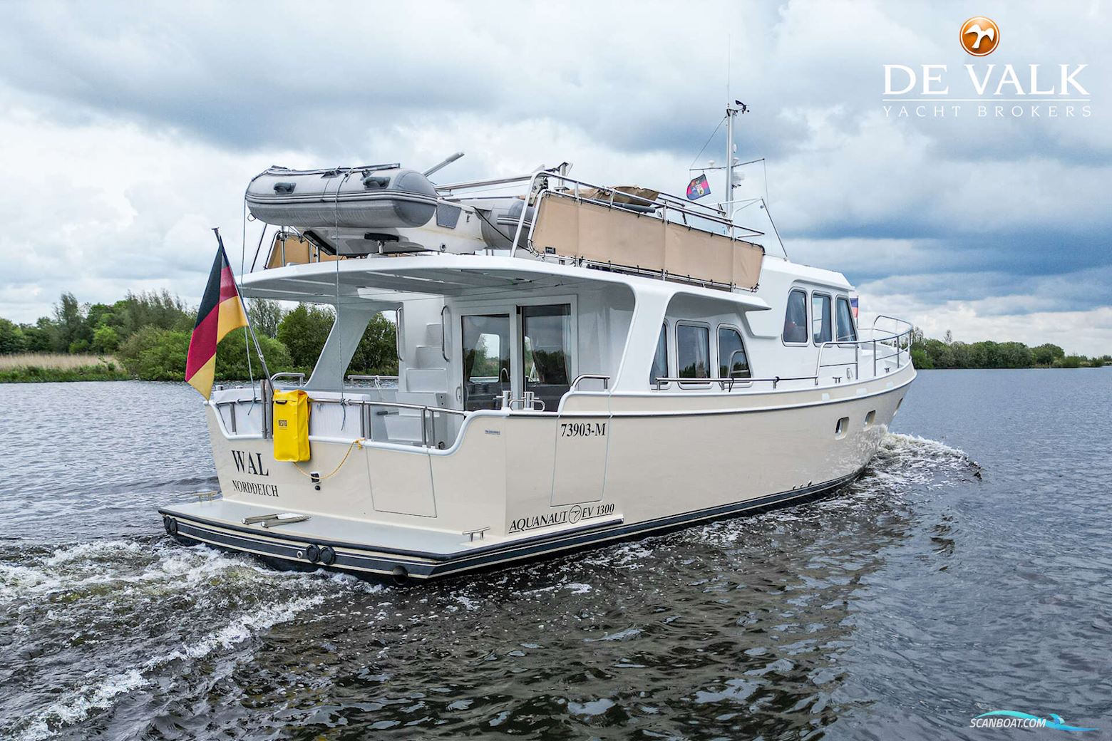 Aquanaut European Voyager 1300