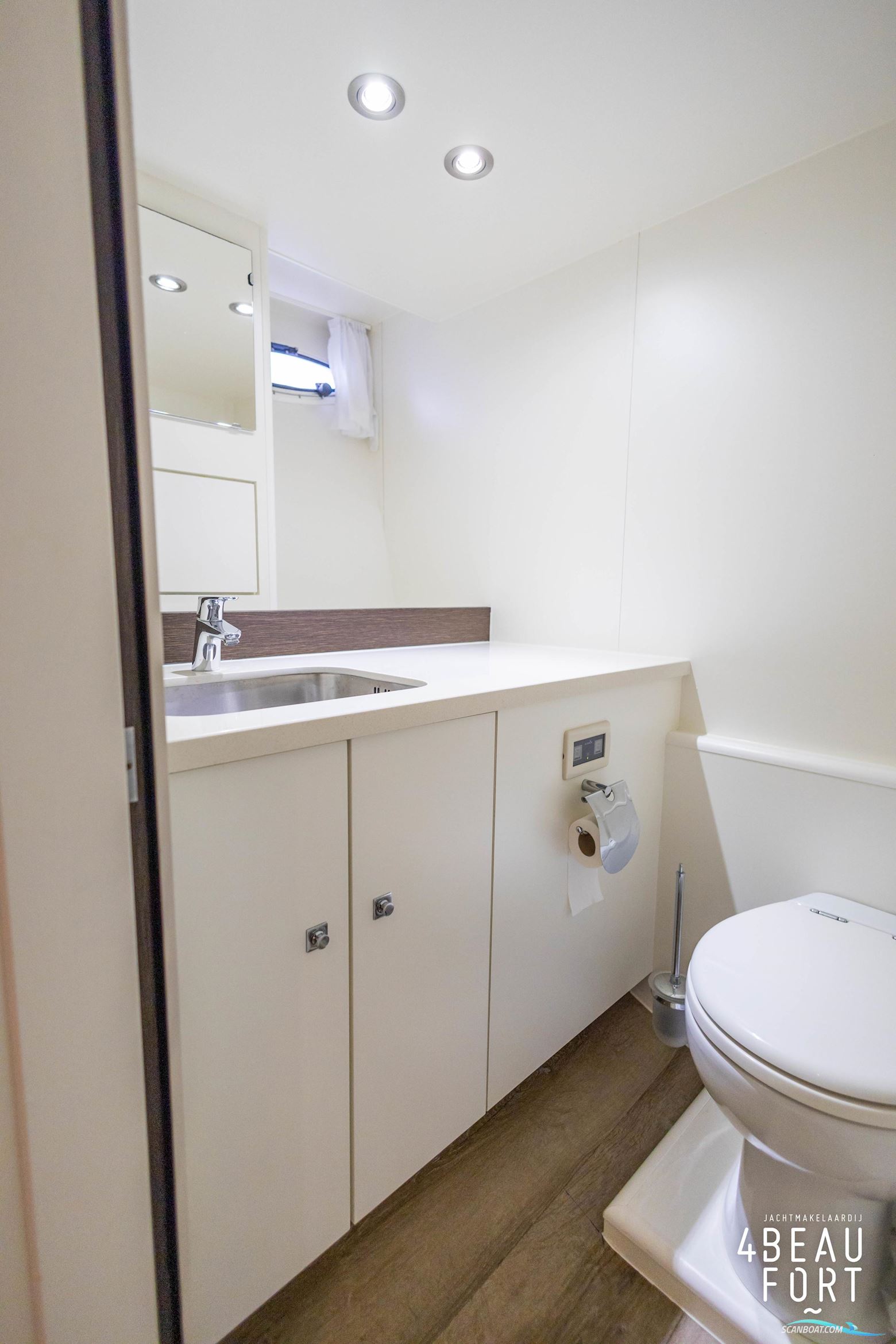 Aquanaut European Voyager 1500 II