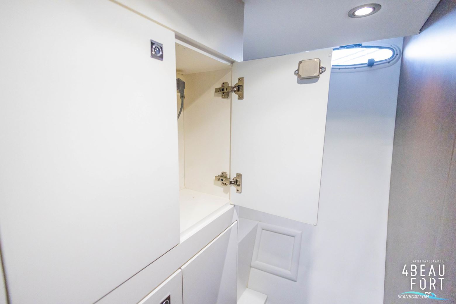 Aquanaut European Voyager 1500 II