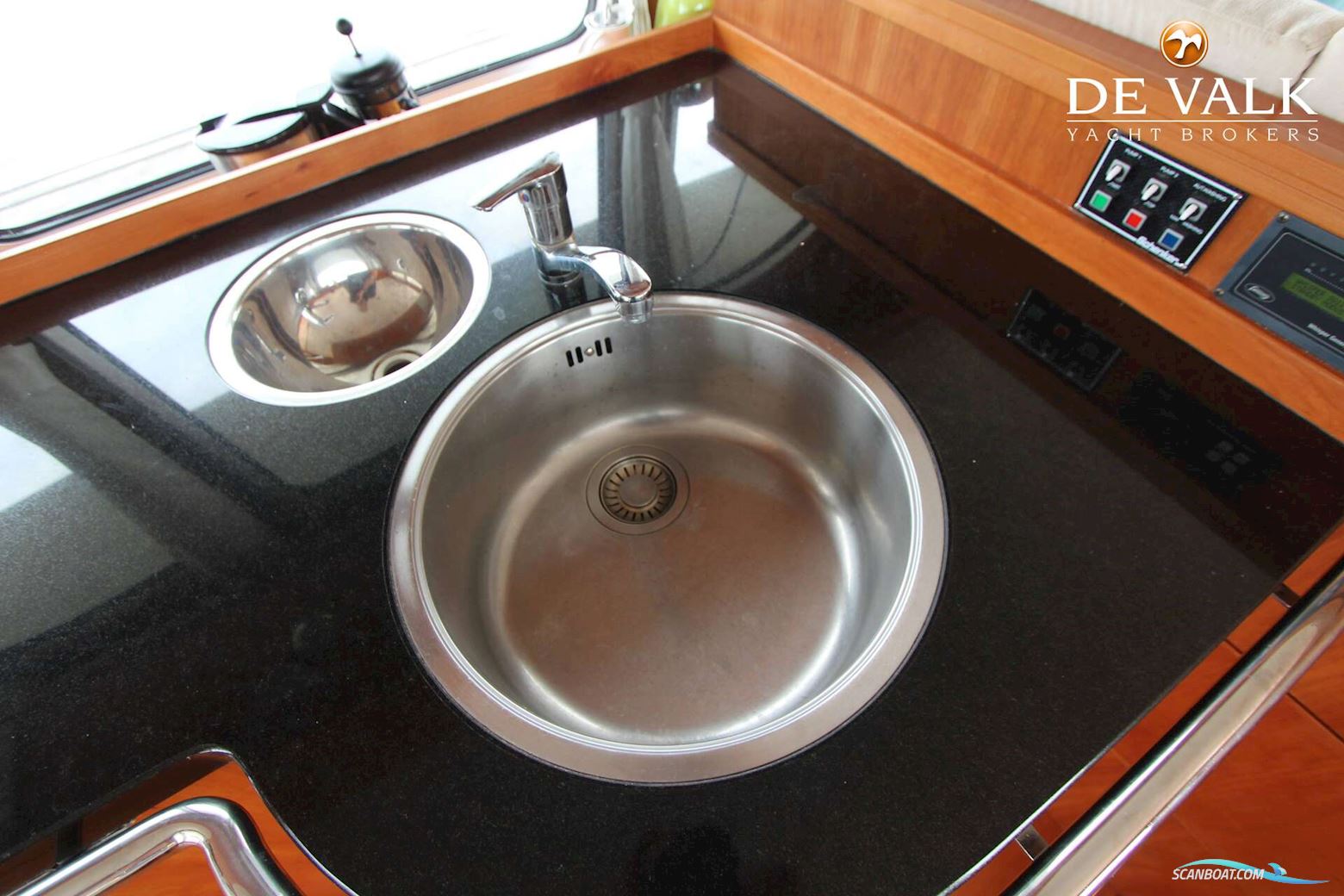 Aquanaut Global Voyager 1500 (Stabilizers)