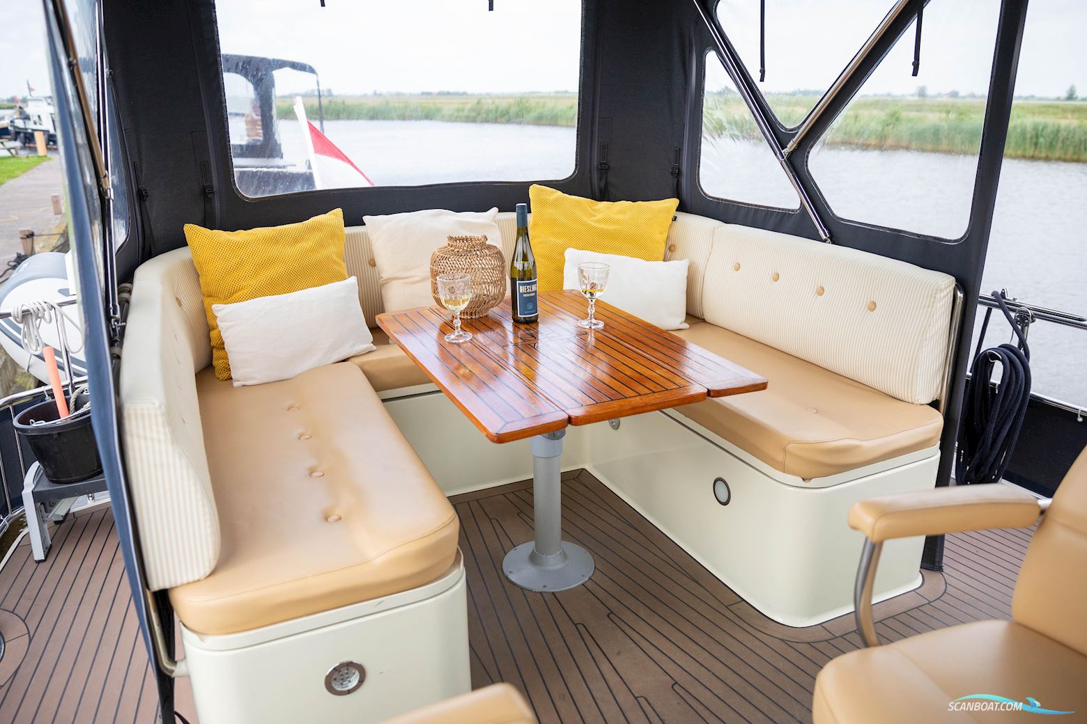 Aquanaut Privilege 1250 AK