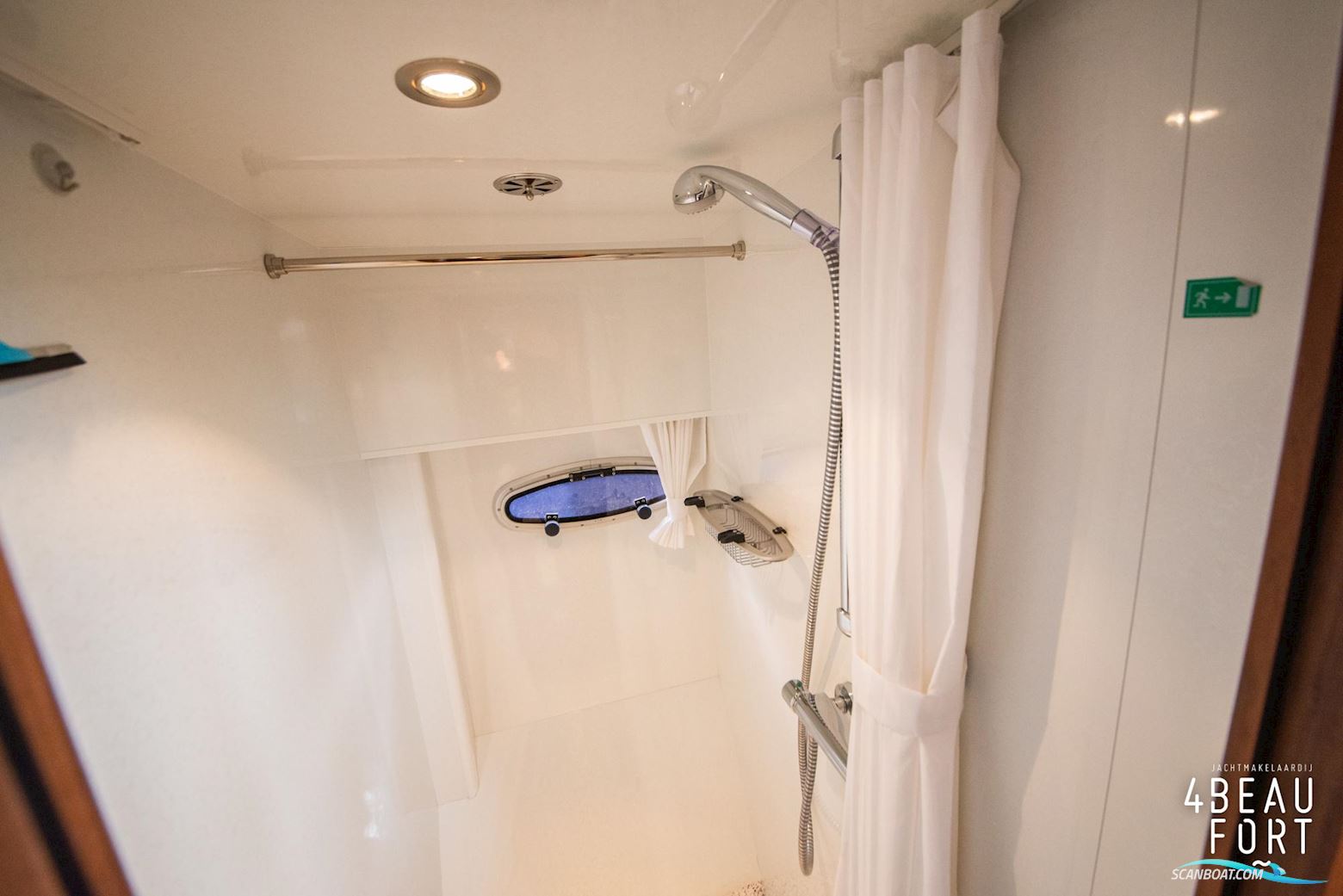 Aquanaut Privilege 1250 AK