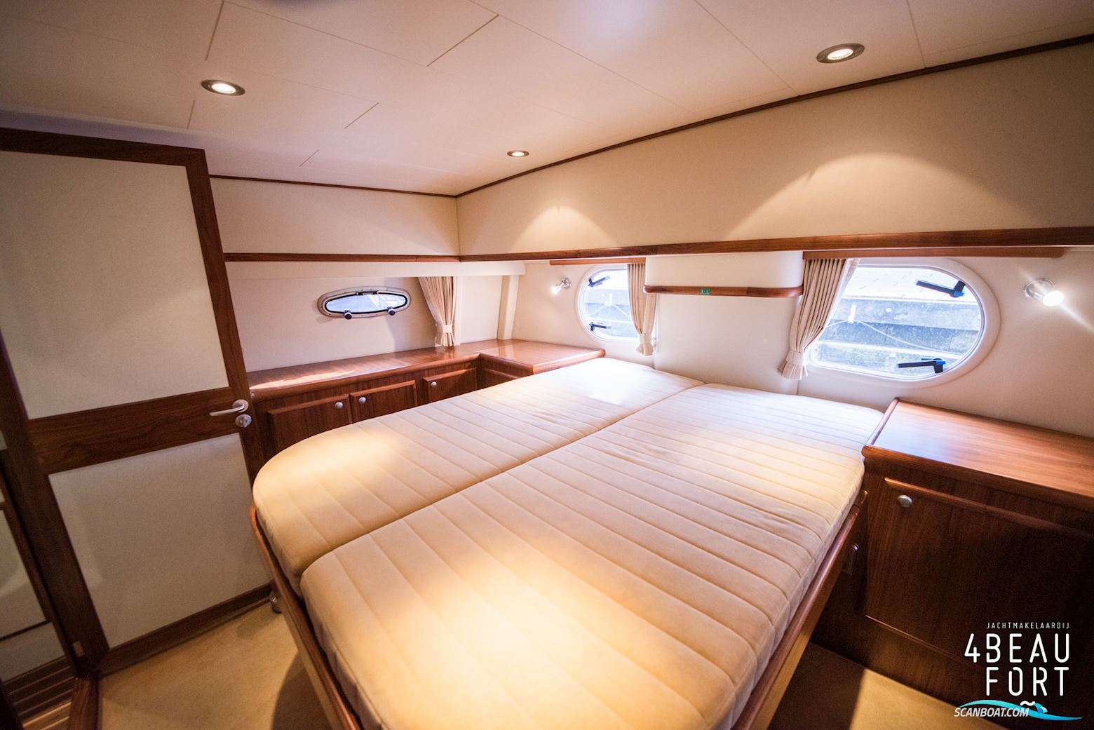 Aquanaut Privilege 1250 AK