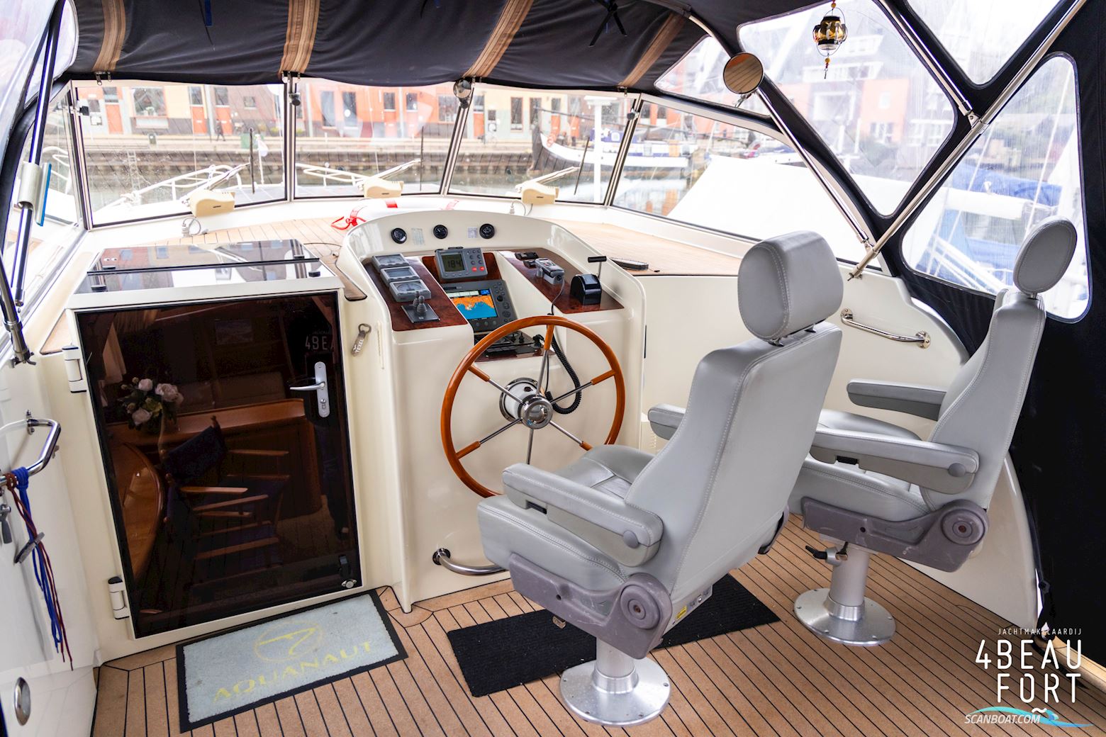 Aquanaut Privilege 1350 AK