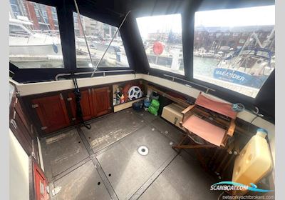 Aquastar 27 Motorboat 1980, with Perkins engine, United Kingdom