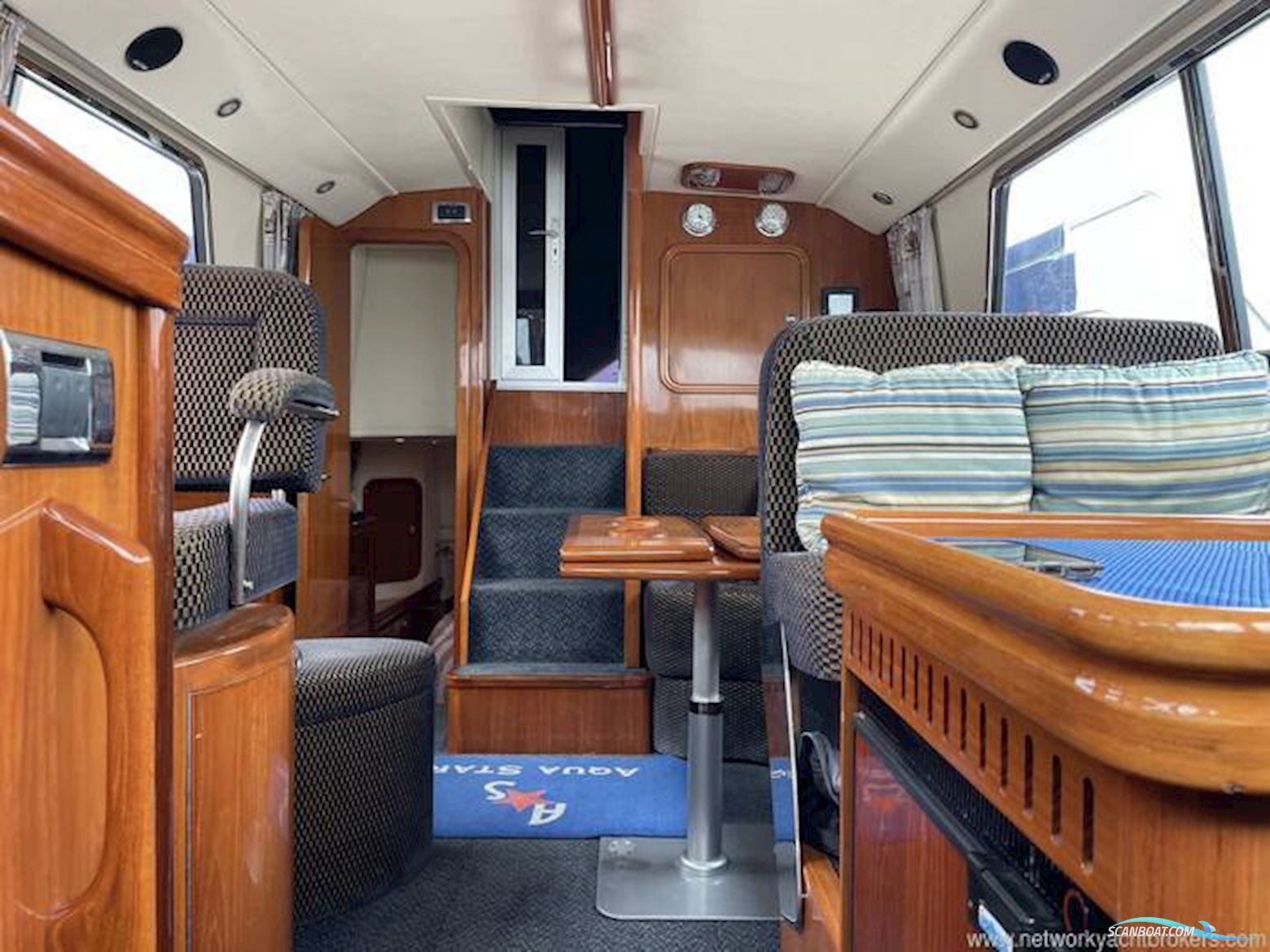 Aquastar 38 Aft Cabin