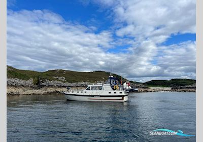 Aquastar 38 Motorboat 1988, with Volvo Penta engine, United Kingdom