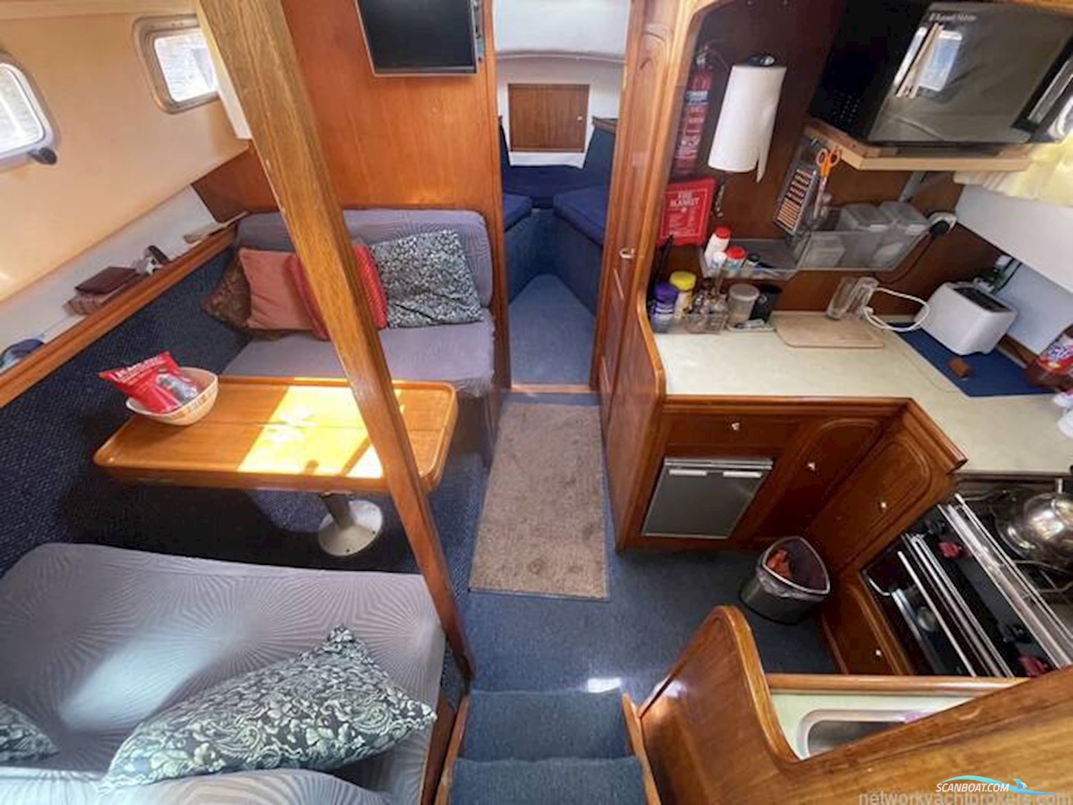 Aquastar Ocean Ranger 38 Aft Cabin