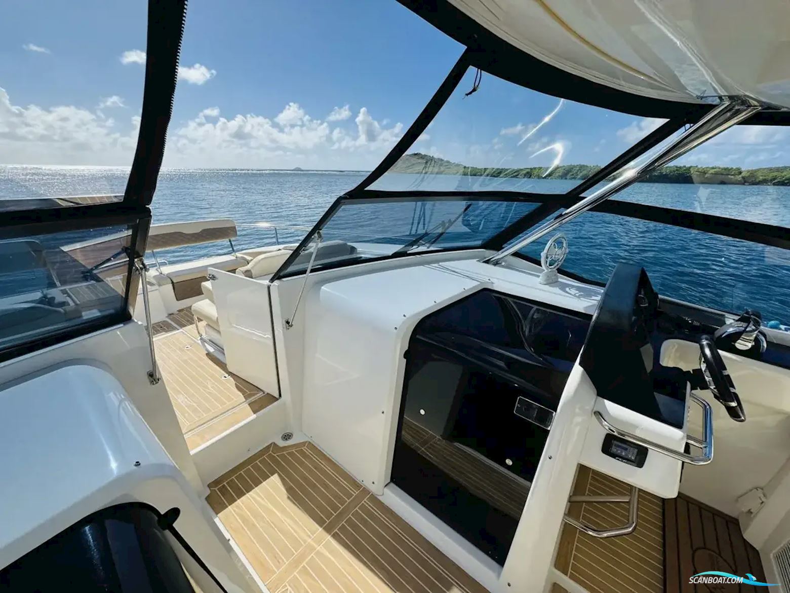 Aquila 36 SPORT
