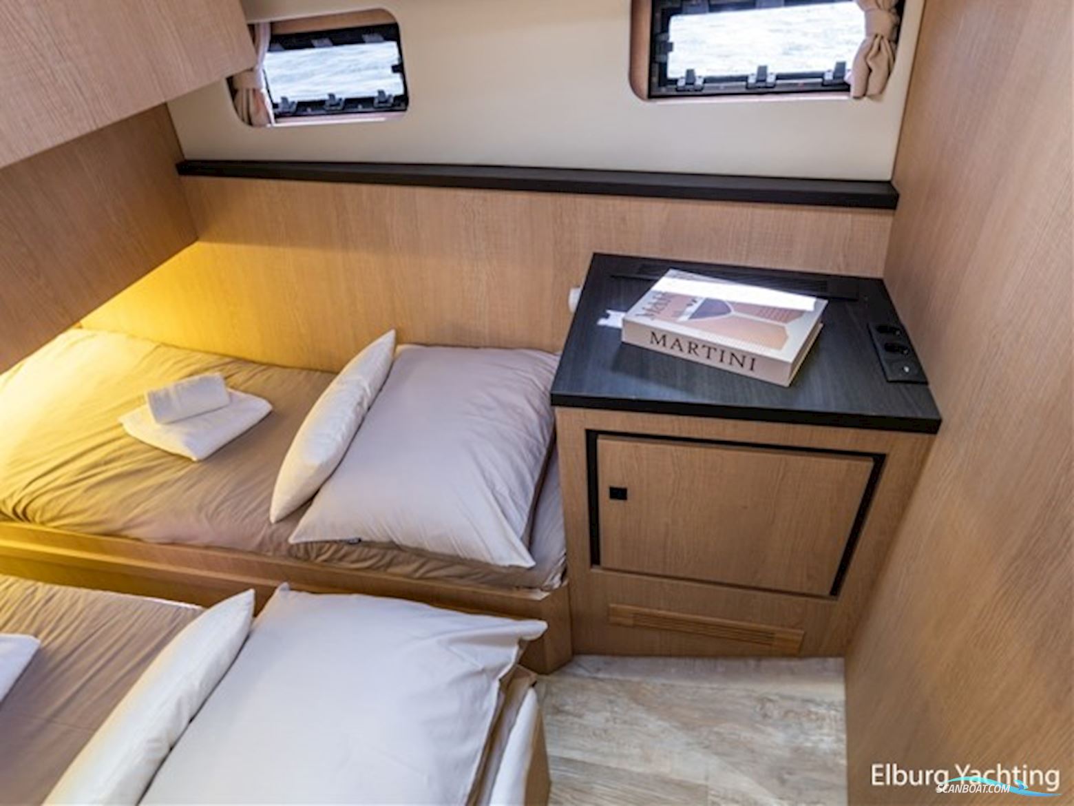 Argos 13.50 - Three Cabin - Sunroof