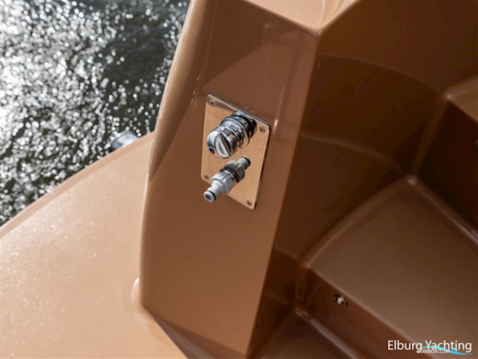 Argos 13.50 - Three Cabin - Sunroof