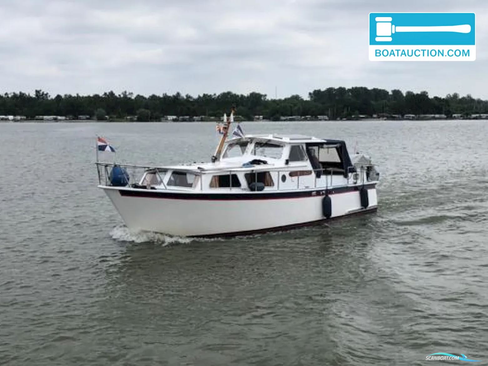 Ariadne Motorkruiser Motorboat 1976, with Peugeot engine, The Netherlands
