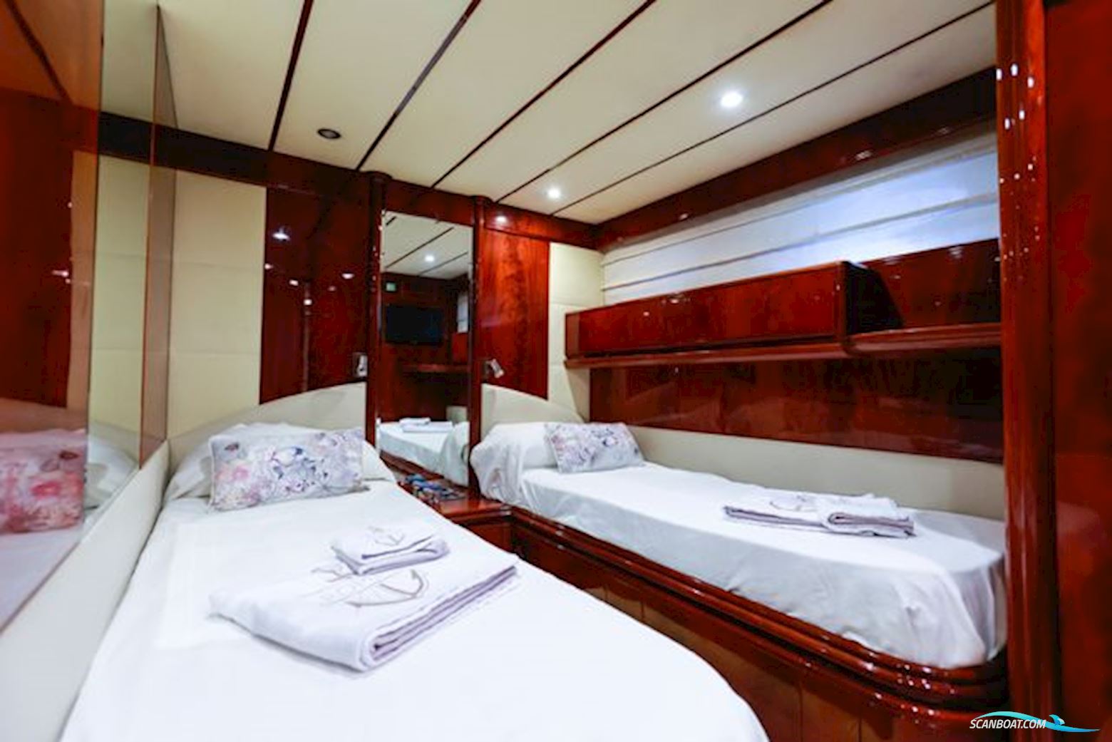 Astondoa 72 Glx