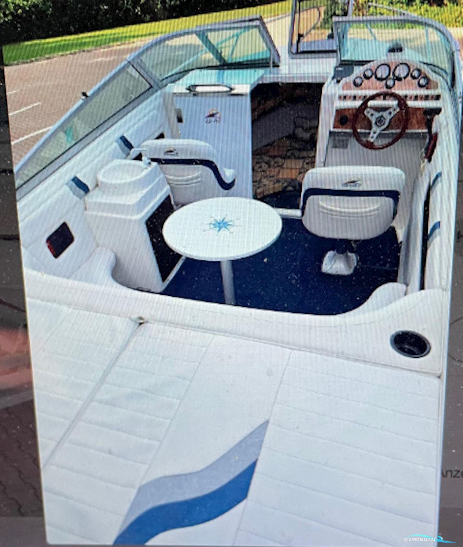 Astromar LS-707 mit Trailer