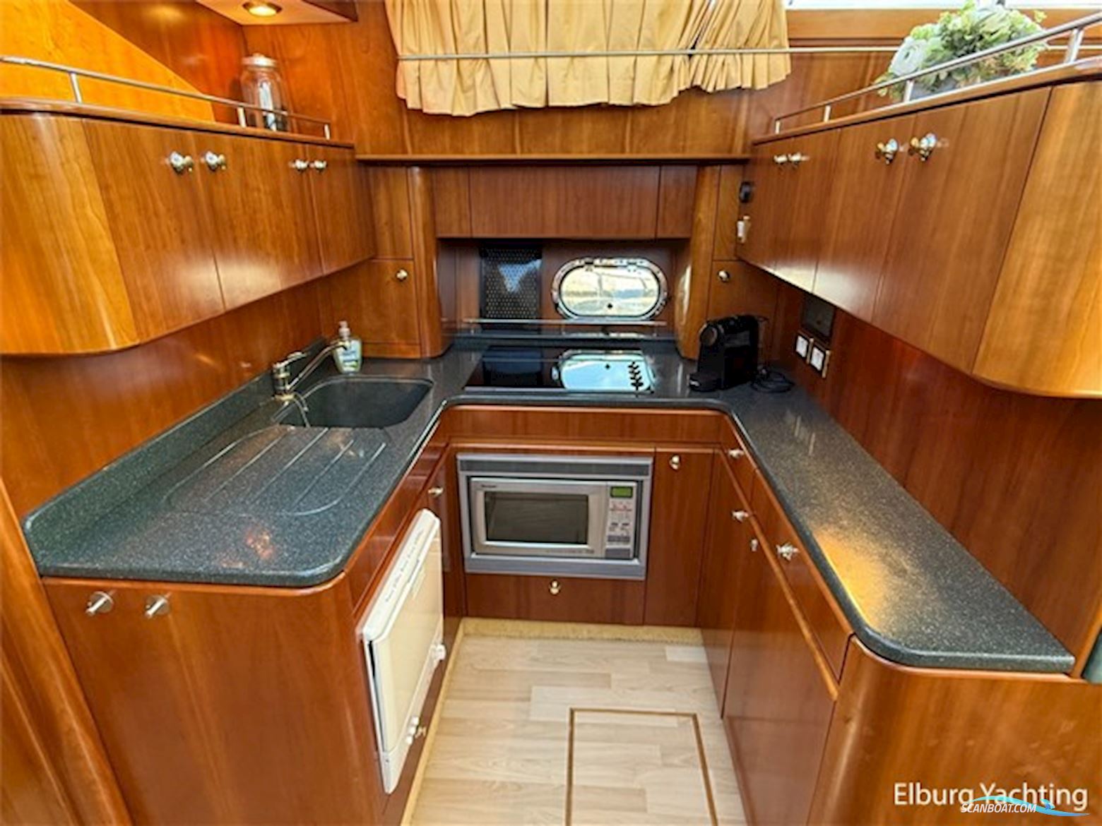 Atlantic 42