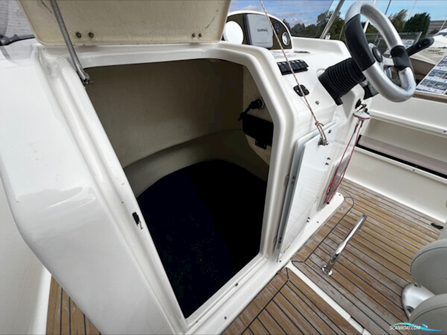 Atlantic 635 WA, Mariner F150 EFI