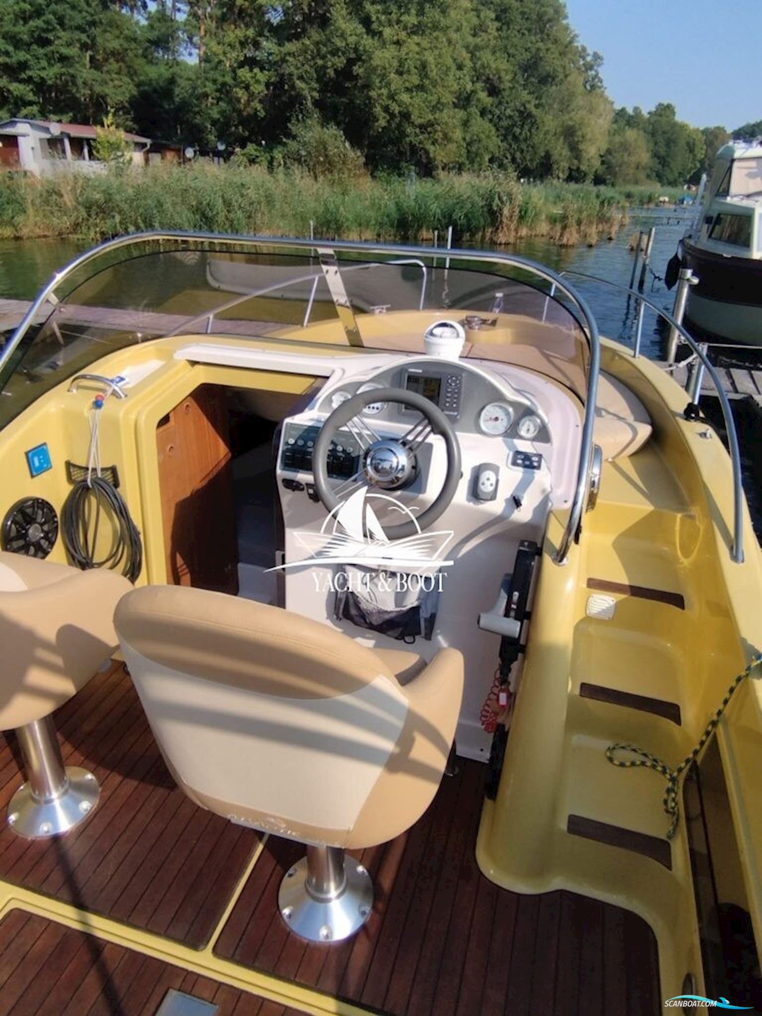 Atlantic Marine Suncruiser 650