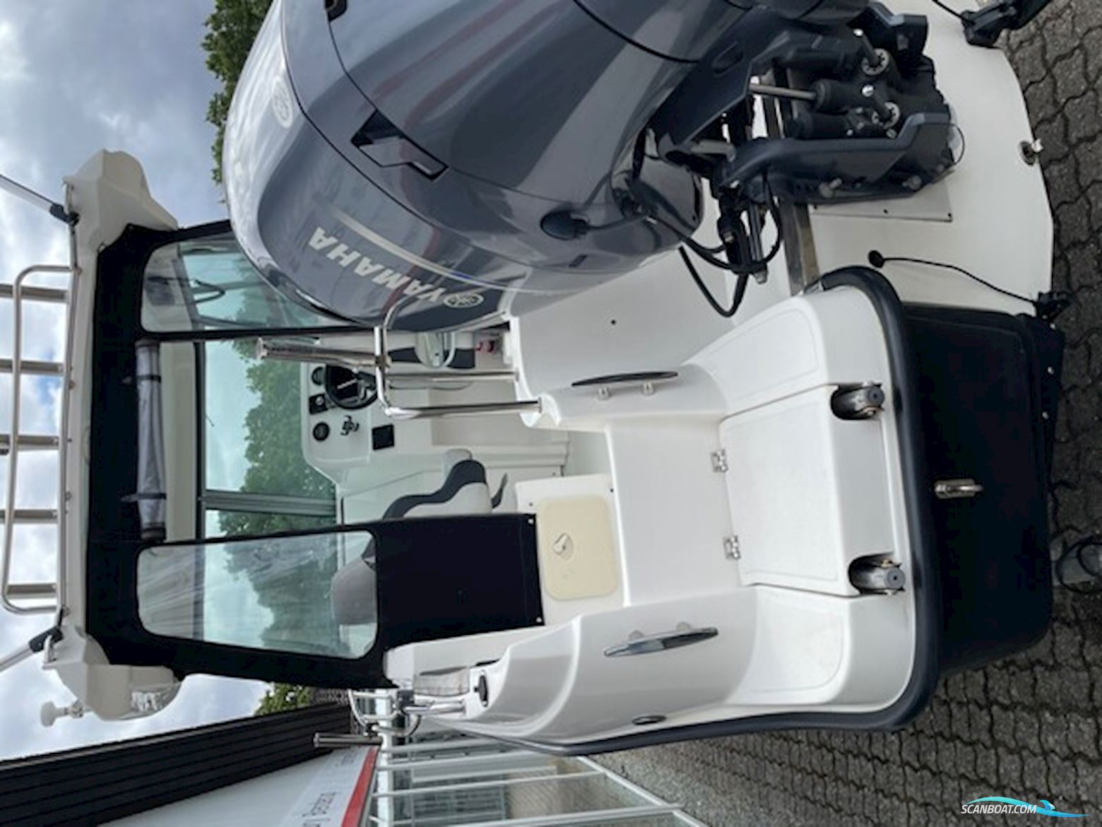 Atomix 600 HT Med Yamaha F150 og Variant 2700 kg Trailer Inkl. el Spil