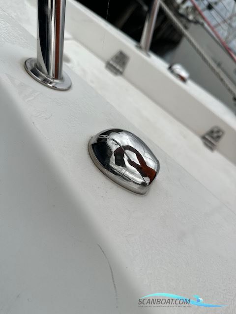 AVANT 705