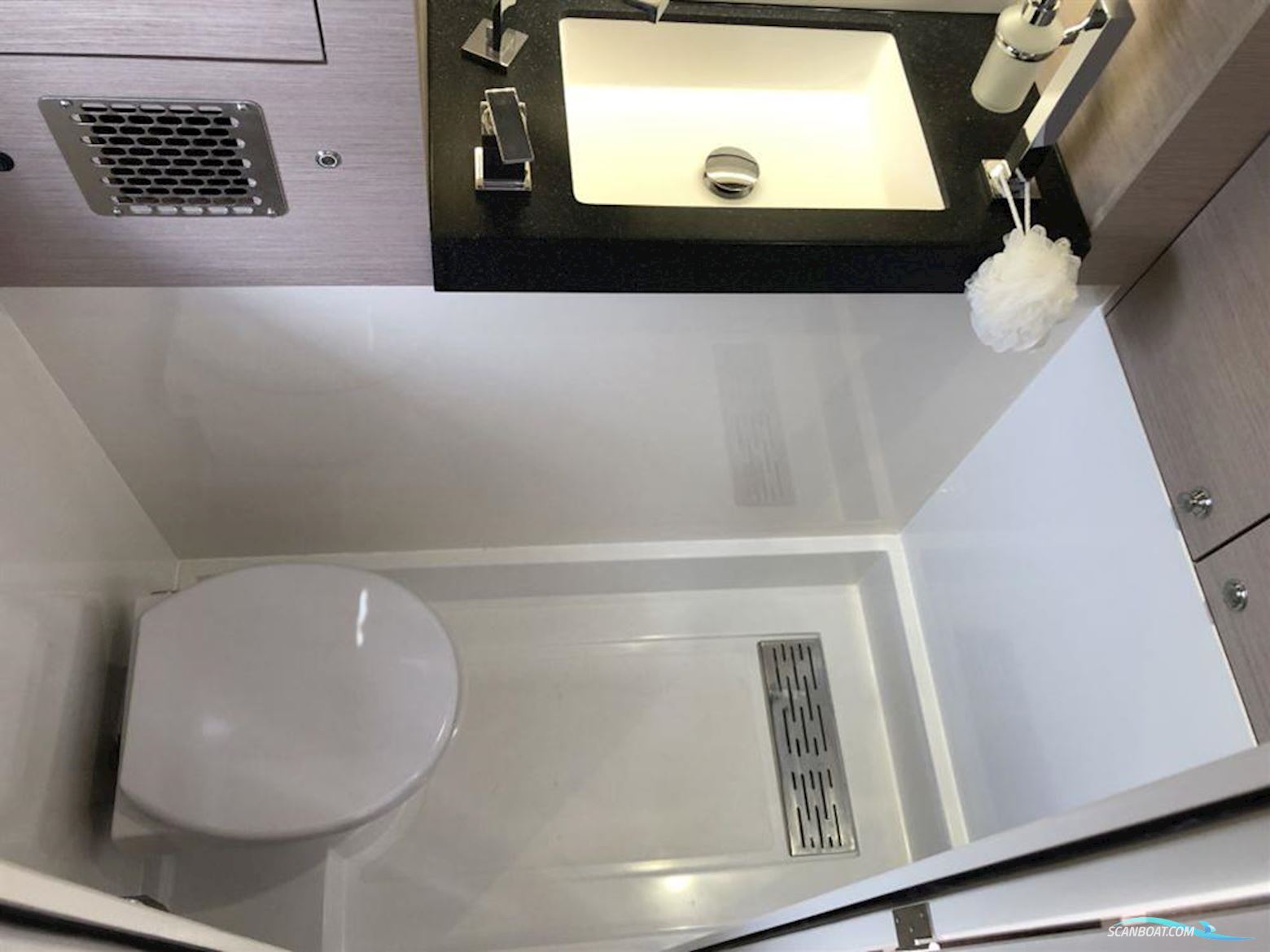 AVENTURA CATAMARANS 56