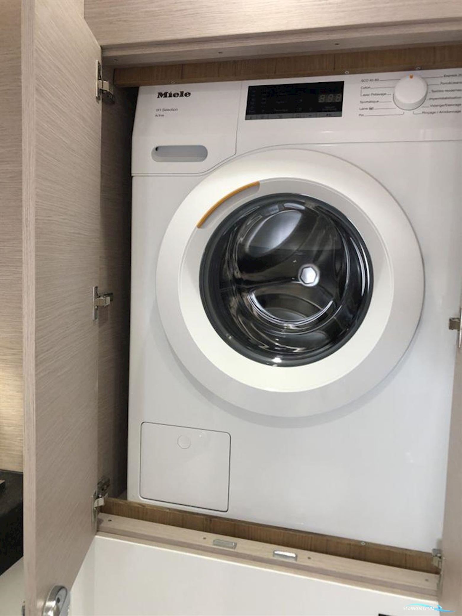 Aventura Catamarans 56