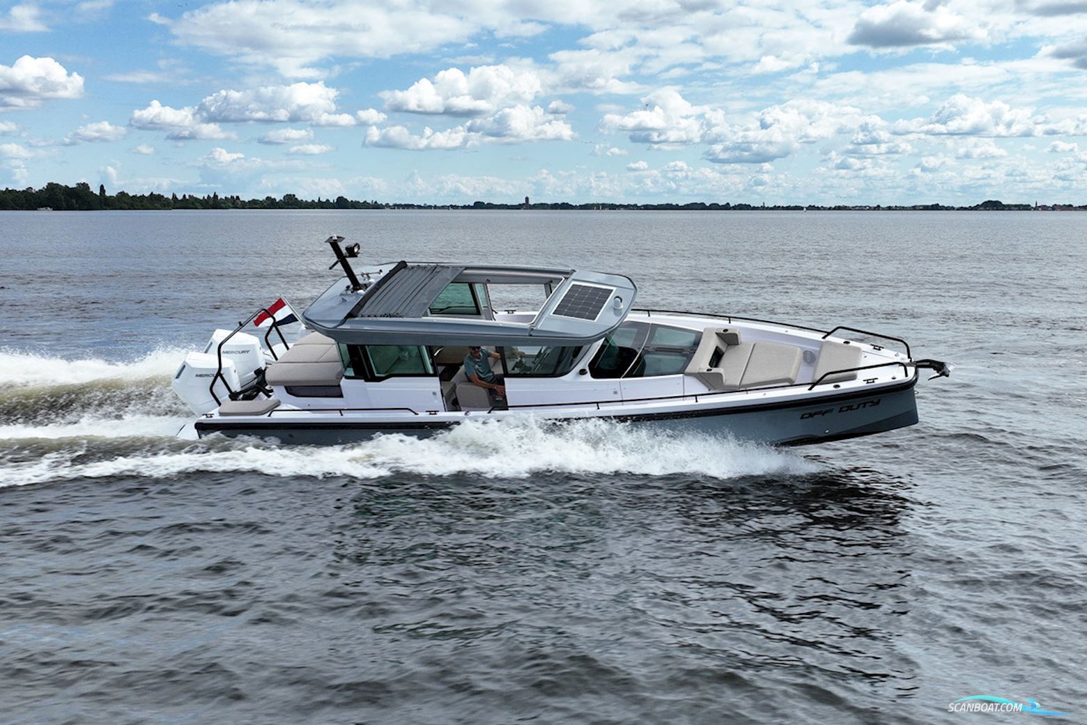 Axopar  37 XC Cross Cabin Mediterrana Edition