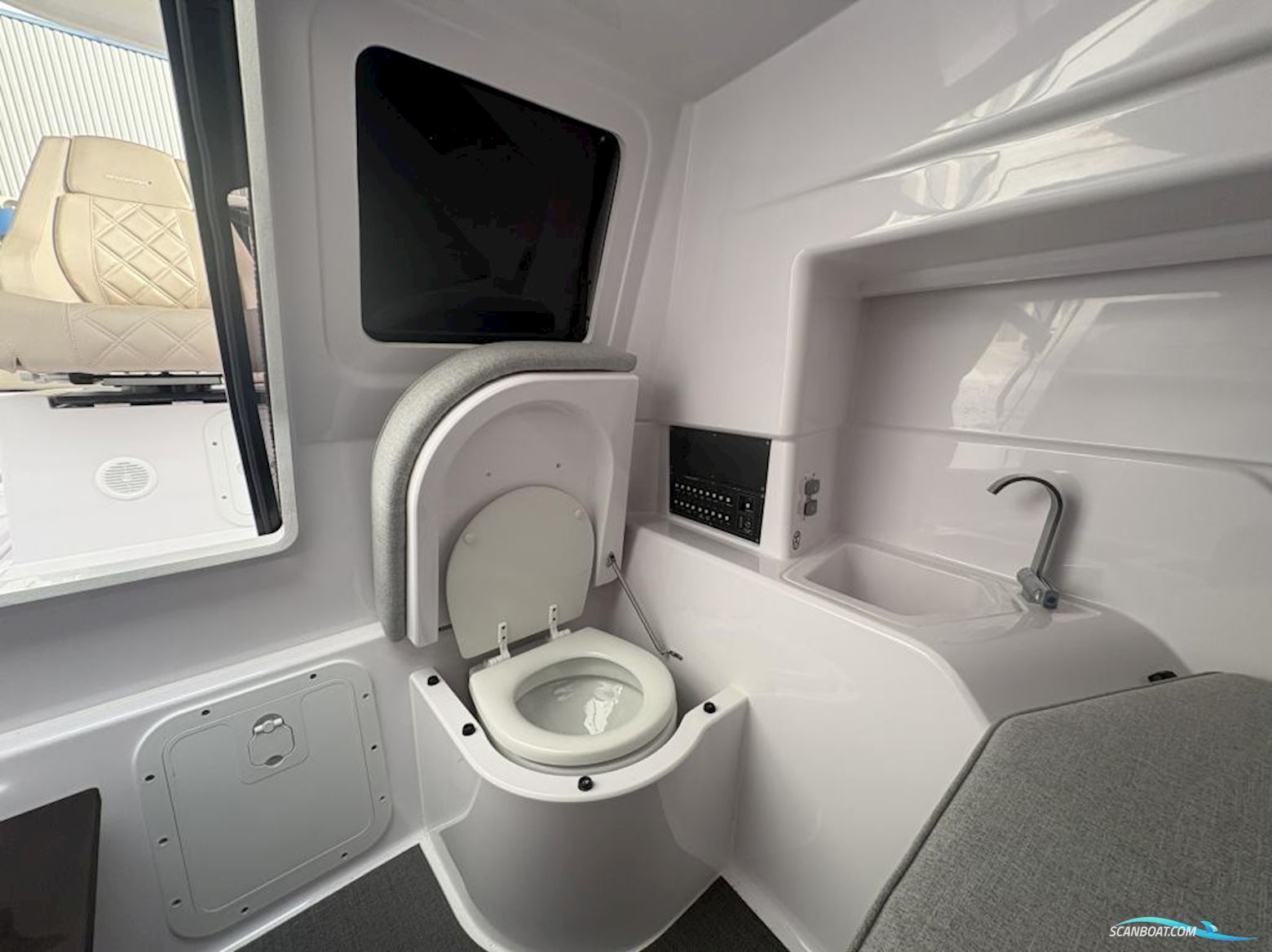 AXOPAR 25 Cross Top - reserviert