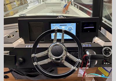 Axopar 28 AC Motorboat 2017, with Mercury engine, Germany