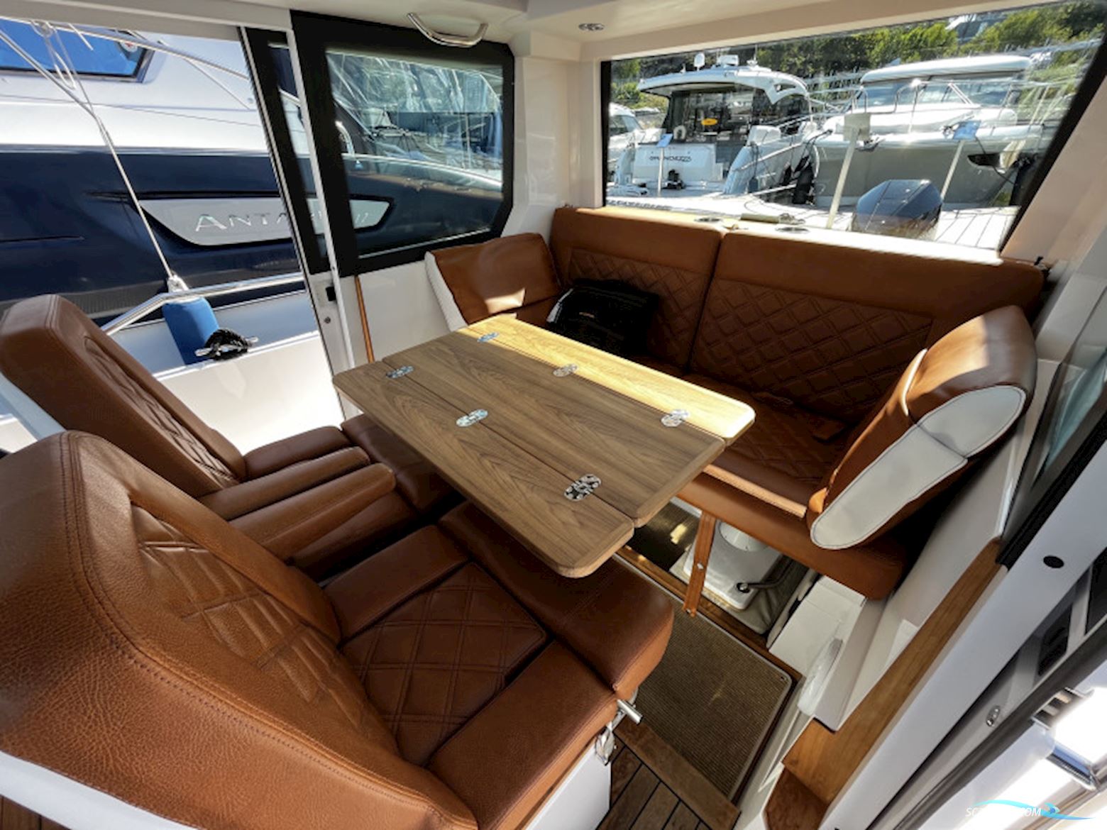 Axopar 28 Aft Cabin