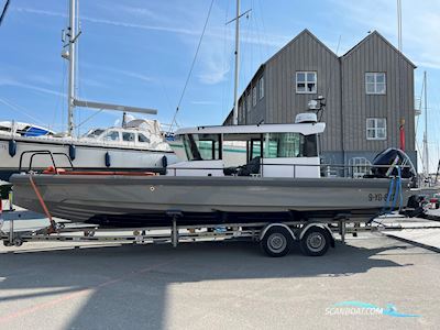 Axopar 28 Cabin R-Version Motorboat 2014, with Mercuri Verado XL engine, Denmark