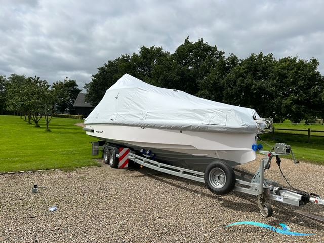 Axopar 28 Cross Cabin