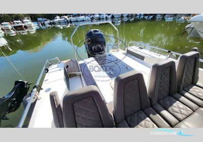 Axopar 28 T Top Motorboat 2016, with Mercury engine, France