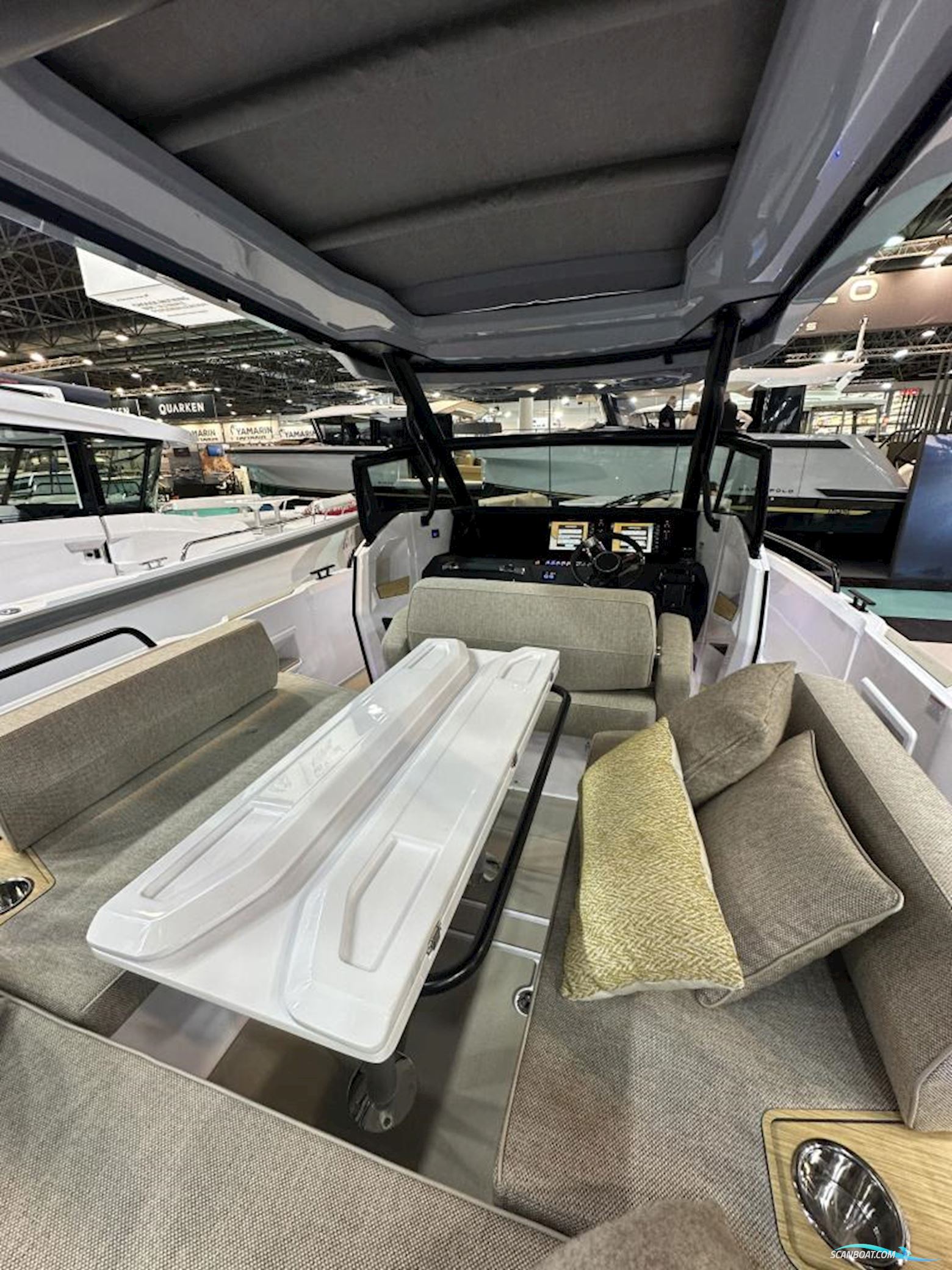 Axopar 29 ST Sun Top