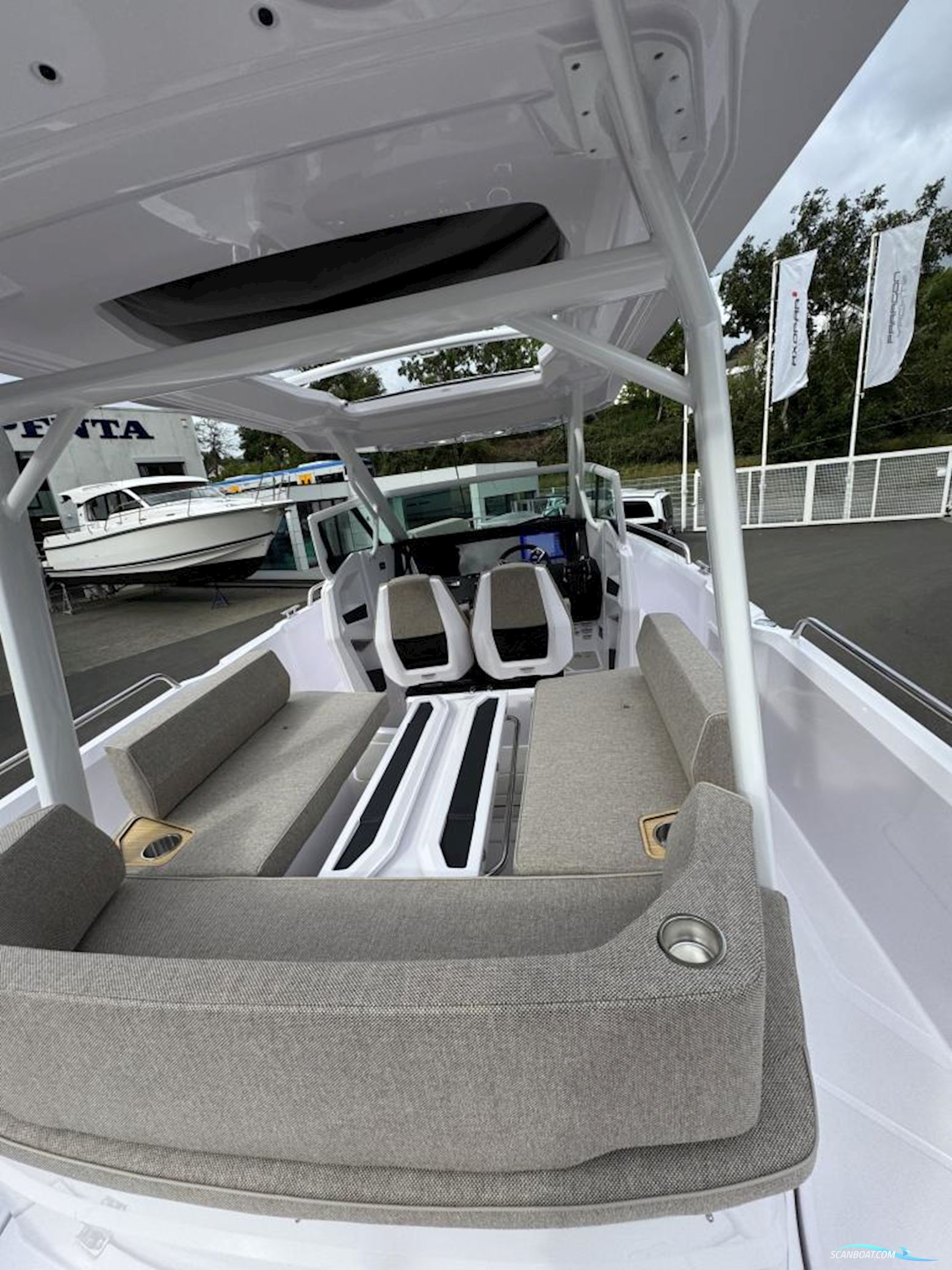 Axopar 29 Sun-Top - Reserviert zu Besichtigen-